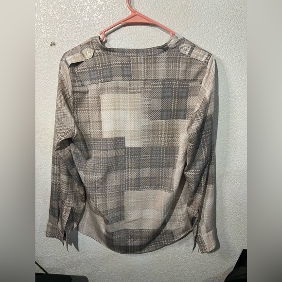 Calvin Klein blouse - Picture 2 of 7